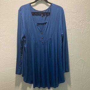 Allegrace
16W washed but never worn
Teal Blue